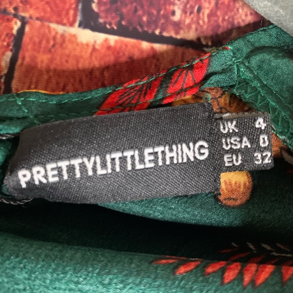 Pretty Little Thing Floral Dress - Picture 4 of 4